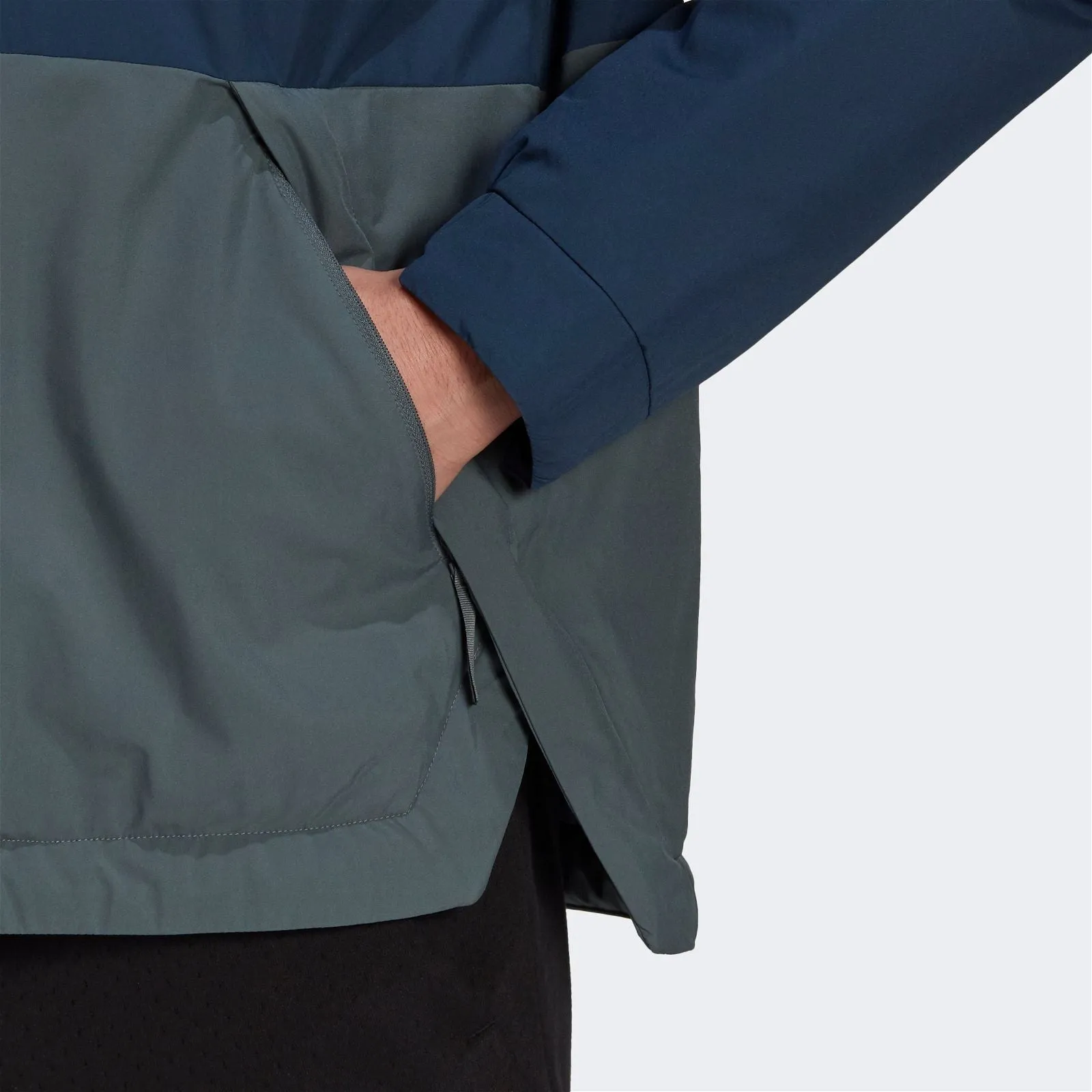 adidas Traveer Insulated Winter Jacket - Navy
