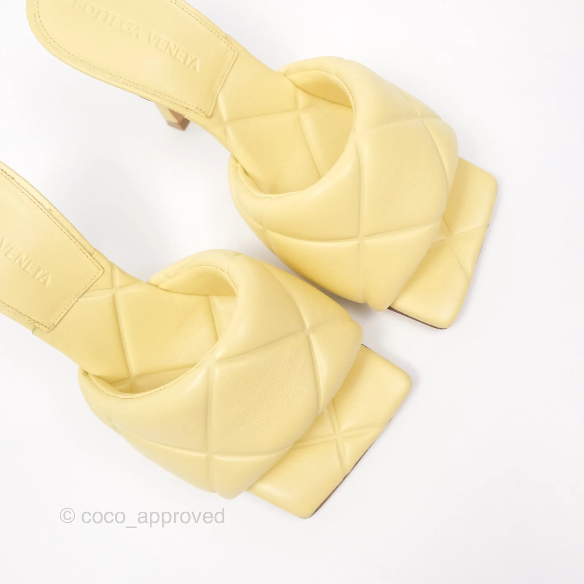 Bottega Veneta Lido Sandals Intrecciato Yellow Lambskin Size 35