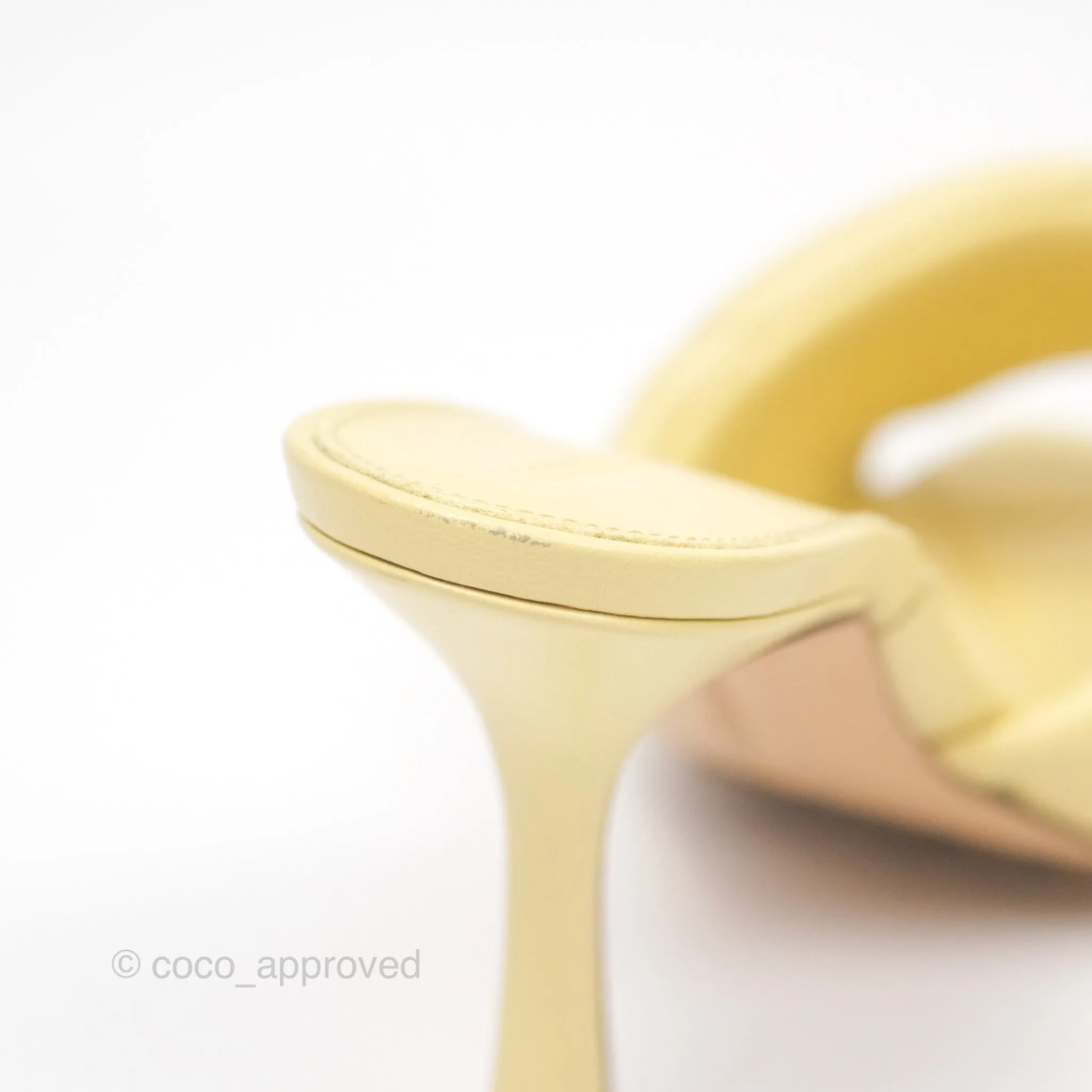Bottega Veneta Lido Sandals Intrecciato Yellow Lambskin Size 35