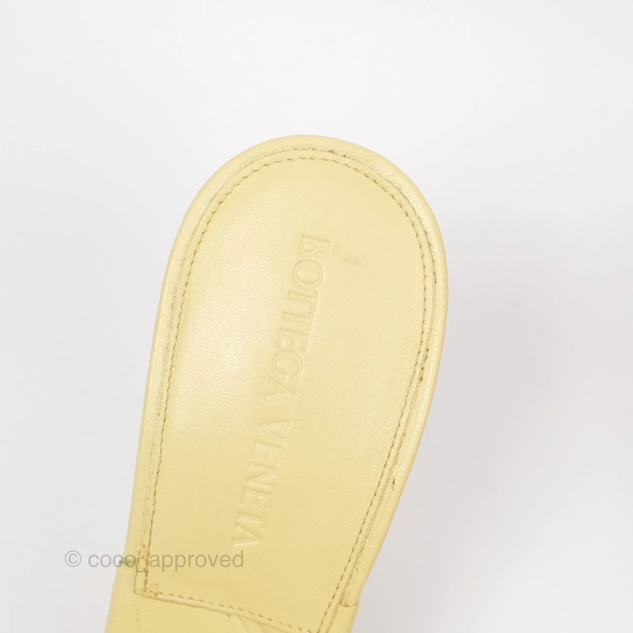 Bottega Veneta Lido Sandals Intrecciato Yellow Lambskin Size 35