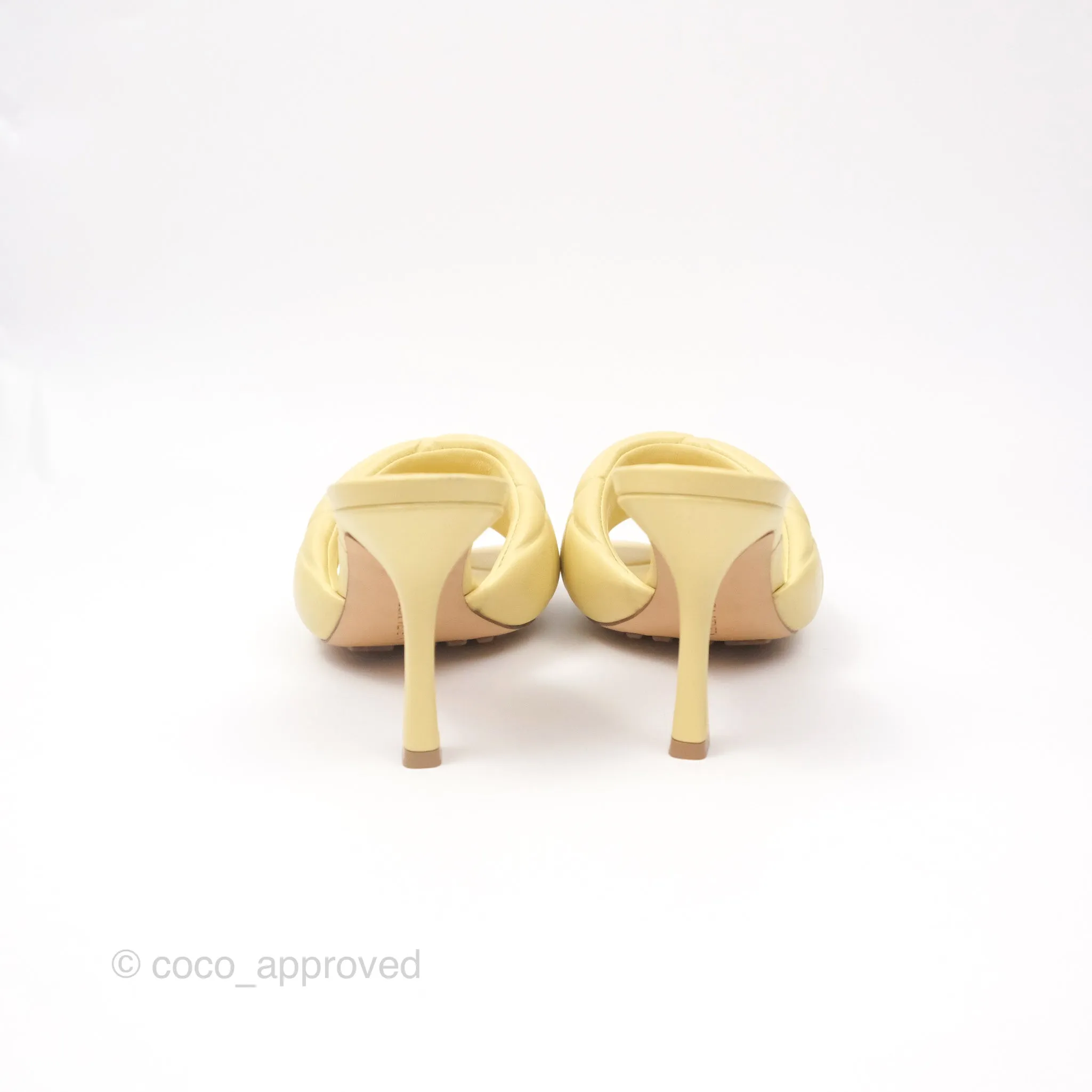 Bottega Veneta Lido Sandals Intrecciato Yellow Lambskin Size 35