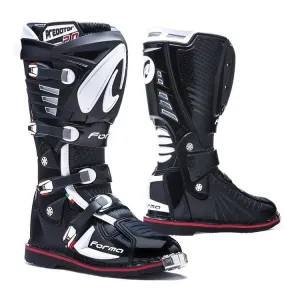 Forma Predator 2.0 Boots