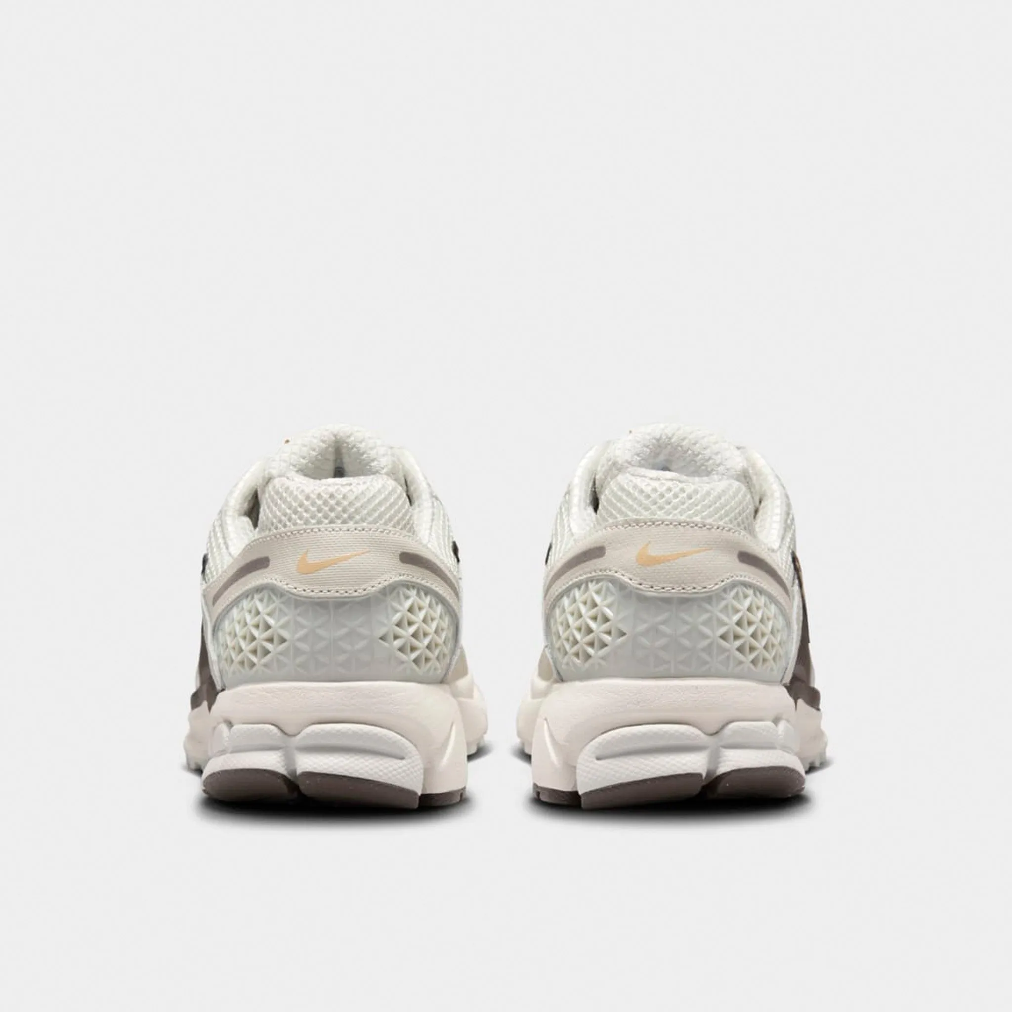 Nike Women's Zoom Vomero 5 JD Light Bone / Sesame - Ironstone